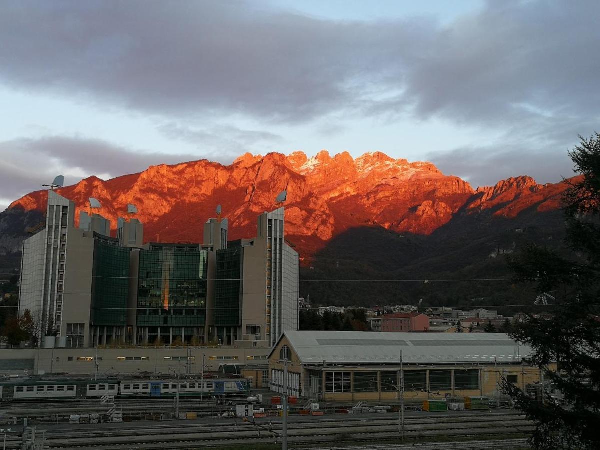 Casa Imbarcadero Apartman Lecco Kültér fotó